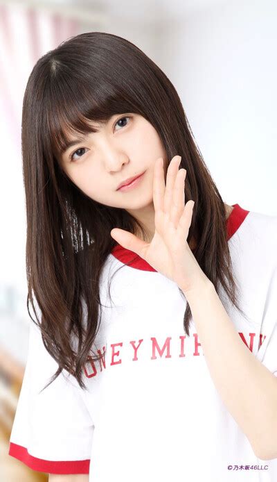 乃木坂初佳图片
