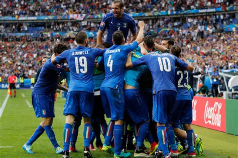 前瞻 | 欧洲杯八强落定，每一次相遇都是久别重逢|意大利|比利时|乌克兰_新浪新闻