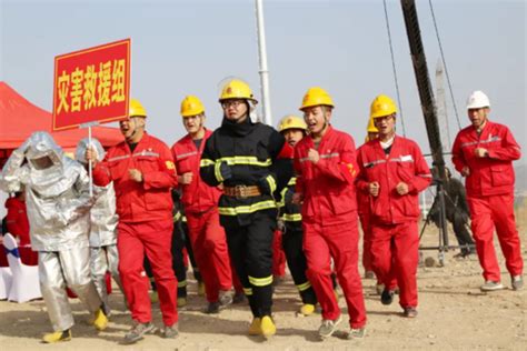 西宁城中消防组织开展主题党日活动_救援_工作_精神