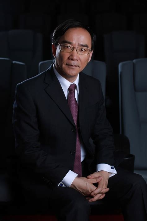 上海电影集团董事长任仲伦：高质量发展成为电影行业的共同选择 _凤凰网