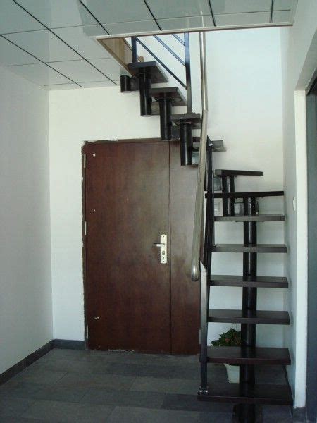 田园室内阁楼楼梯效果图 – 设计本装修效果图