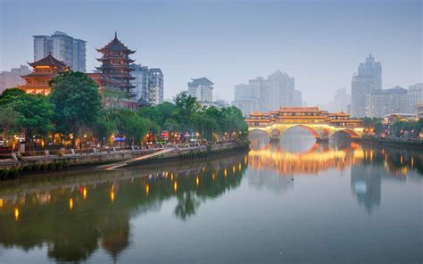 Chengdu Travel Guide | China-Travel-Guide.net