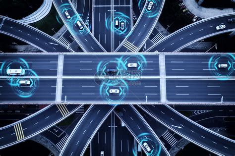 关键技术跨产业融合，让智能网联汽车拥有更多想象空间！