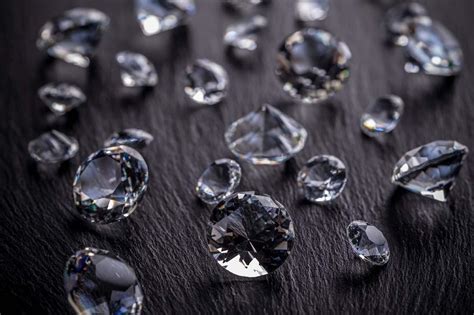 为什么说钻石是21世纪最大的骗局？_找靓机科普V-梨视频官网-Pear Video