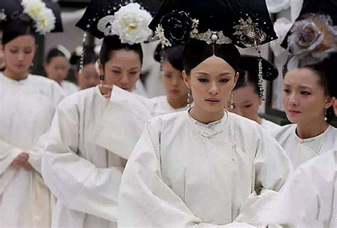 宫女图图片