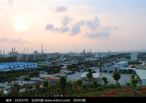 茂名电白高新区雨公山石化产业基地高清图片下载_红动中国