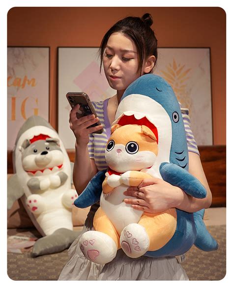 新款鲨了吧鸡公仔毛绒玩具搞怪整蛊礼物沙雕玩偶拍摄道具沙发装饰-阿里巴巴