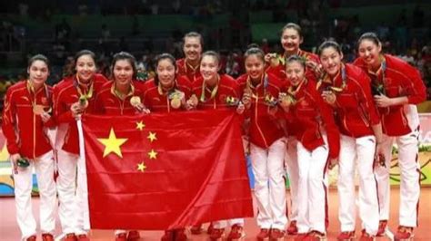 时隔12年中国女排再次夺冠，回顾里约奥运会女排夺冠时刻_凤凰网视频_凤凰网