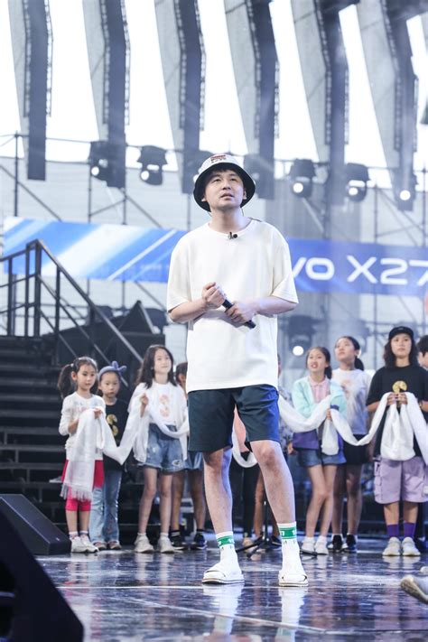 《极限挑战5》公益演唱会为爱接力 “长江行”践行公益3亿步 - 360娱乐，你开心就好