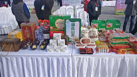 【非遗动态】外研非遗网参展铁岭市首届食品节洽谈订货络绎不绝 - 非遗网-非遗商城-非物质文化遗产交易平台