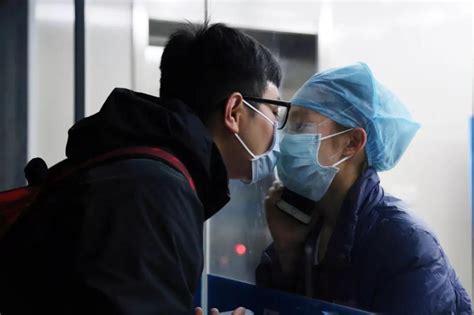 医疗 _ 记录下20个最动人的“医”瞬间。致敬每一位奋战在一线的中国医生！