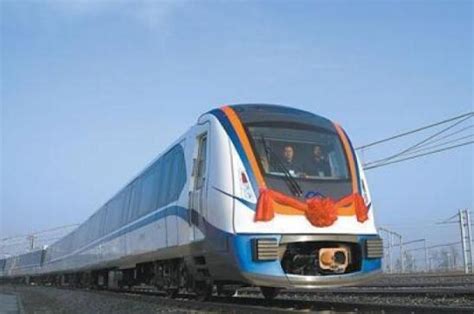 “复兴号”动车组将率先开行乌鲁木齐至库尔勒间列车-天山网 - 新疆新闻门户