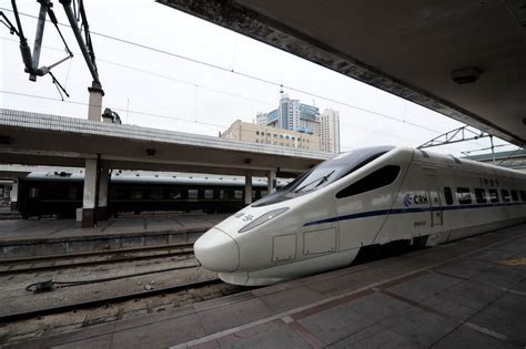 中国最北高铁哈齐客专开始试运行--图片频道--人民网