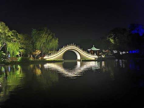 科学网—扬州瘦西湖夜游之二十四桥 - 陈立群的博文
