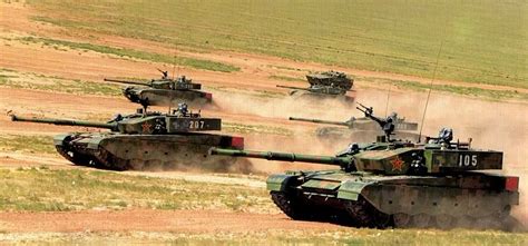 99A主战坦克VS鹰酱的最强坦克M1A2，谁更强一点？