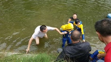 湖南大学马院院长救落水儿童 幽默说水质太差-搜狐新闻