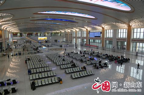 淄博火车站南站房正式启用 今日通车_站台_电梯_设施