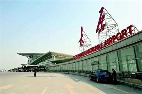 2021年3月25日，某机场招聘-就业影像-就业天地-CAVC | 重庆海联职业技术学院