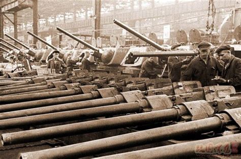 卫国战争（二战）时期的苏联兵工厂历史照片一组|卫国战争|兵工厂|苏联_新浪新闻