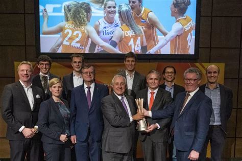 关注 | 2022女排世锦赛启动仪式在荷兰举行__凤凰网
