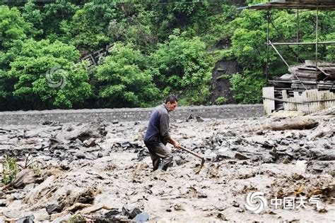云南华坪县遭遇强降雨 多地现洪涝和泥石流灾害-图片频道