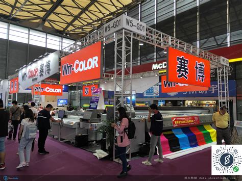企业前台和前台背景墙设计制作_上海广告制作公司