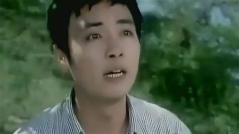 1981年《喜盈门》主题曲--《同心携手建乐园》 温玉娟 - 金玉米 | 专注热门资讯视频