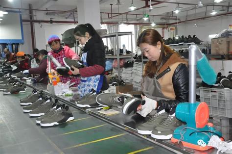 汽配厂跟鞋厂哪个好,谁做过汽配厂做过普工,鞋厂跟电子厂一样吗_大山谷图库