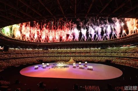东京奥运开幕式：日本国旗进场 国歌