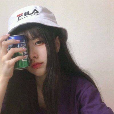 甜美女生改中性头像真人