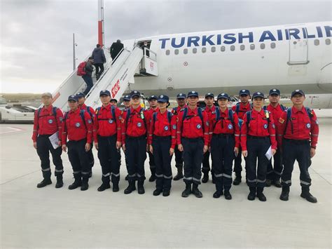6名蓝天救援队队员再出发 土耳其救灾一线救援持续进行