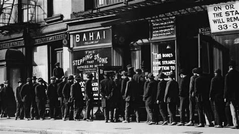 1929年美国经济大萧条：股市暴跌、银行倒闭、工厂关门、工人失业