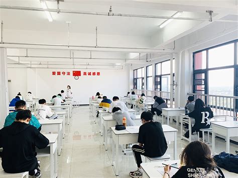 郑州双动力高中教育-深耕高中教学十余年