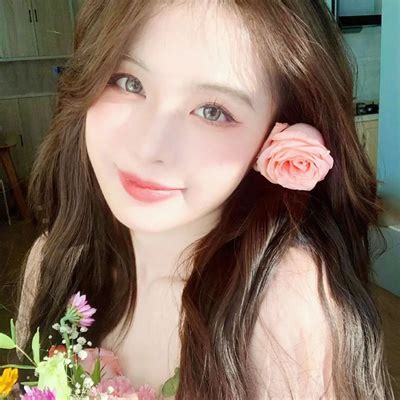 甜美女生头像夏季版