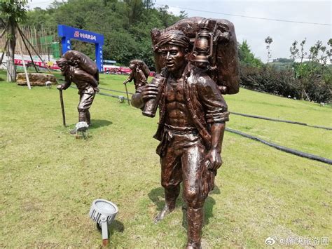 盐运雕塑再现自贡盐运文化@自贡同城 @自贡人不知道的自贡事儿 @自贡|自贡|西秦会馆|同城_新浪新闻