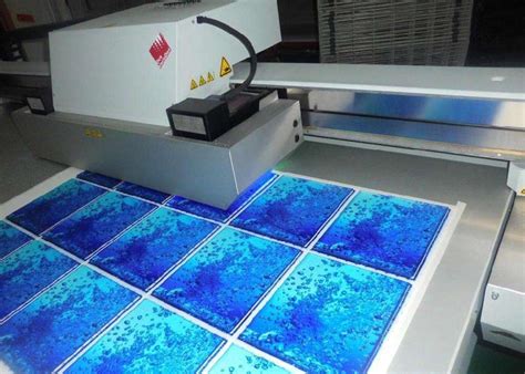 专业写真喷绘公司分析UV平板喷绘的优势 -「力奇广告」