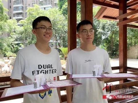 双胞胎学霸双双保研北大“乾坤兄弟”是怎样炼成的_凤凰网视频_凤凰网