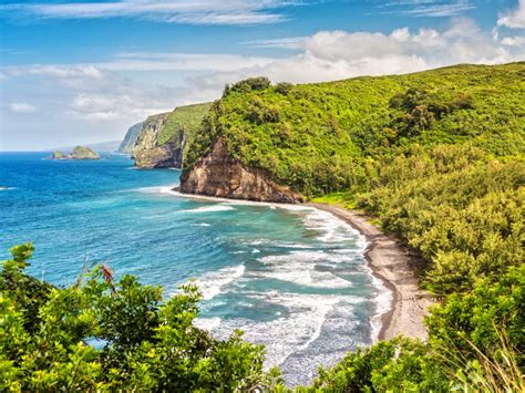 GreatHawaiiStays.com lists properties on Hawaii and Oahu
