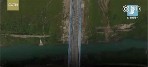 视频！宣威板桥木乃人杜锐，世界第一高桥北盘江大桥总工程师_建设