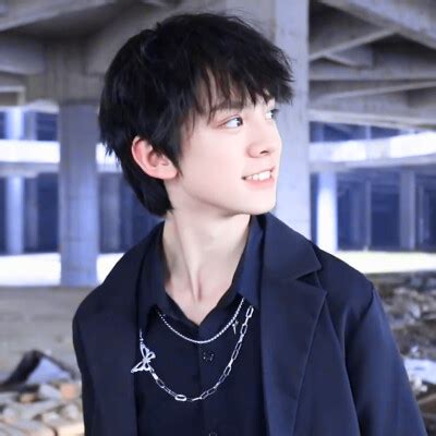 tf家族头像温柔女生