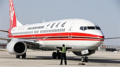 祝贺！春运首日 中国联合航空鄂尔多斯运营基地揭牌 “鄂尔多斯号”彩绘机首航 - 中国民用航空网