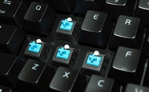 机械键盘什么轴比较好用？机械键盘青/茶/黑/红/白轴的区别 - 系统之家