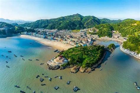 在温州苍南海边有一个叫炎亭镇旅游景点，从上空看|苍南|炎亭|泰姬_新浪新闻