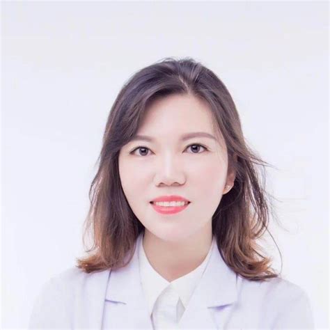 严玲-三正规医美平台-中国整形美容协会