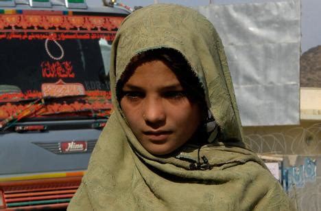 身在巴基斯坦的阿富汗难民_时图_图片频道_云南网