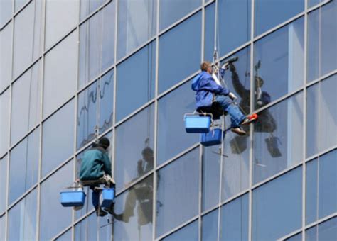 专业高空外墙玻璃清洗施工方案，你了解吗? | 说明书网