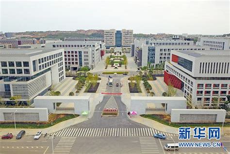 校园风景-中国地质大学（武汉）附属学校