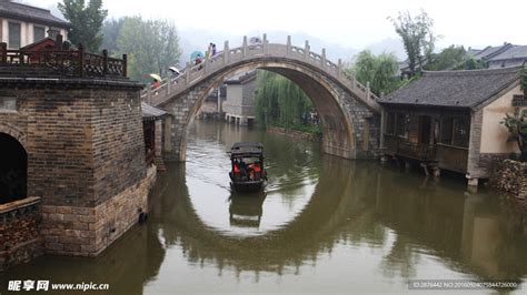 小桥流水图片