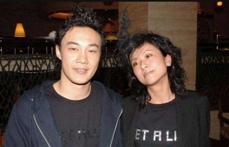 熊黛林跟陈奕迅合影图片