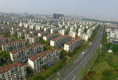 中国最受年轻人欢迎的城市，人情味淡薄，却是亚洲最有潜力的城市|人情味|夜市|城中村_新浪新闻